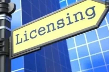 Animated photo of the word "licensing" in an arrow to the right