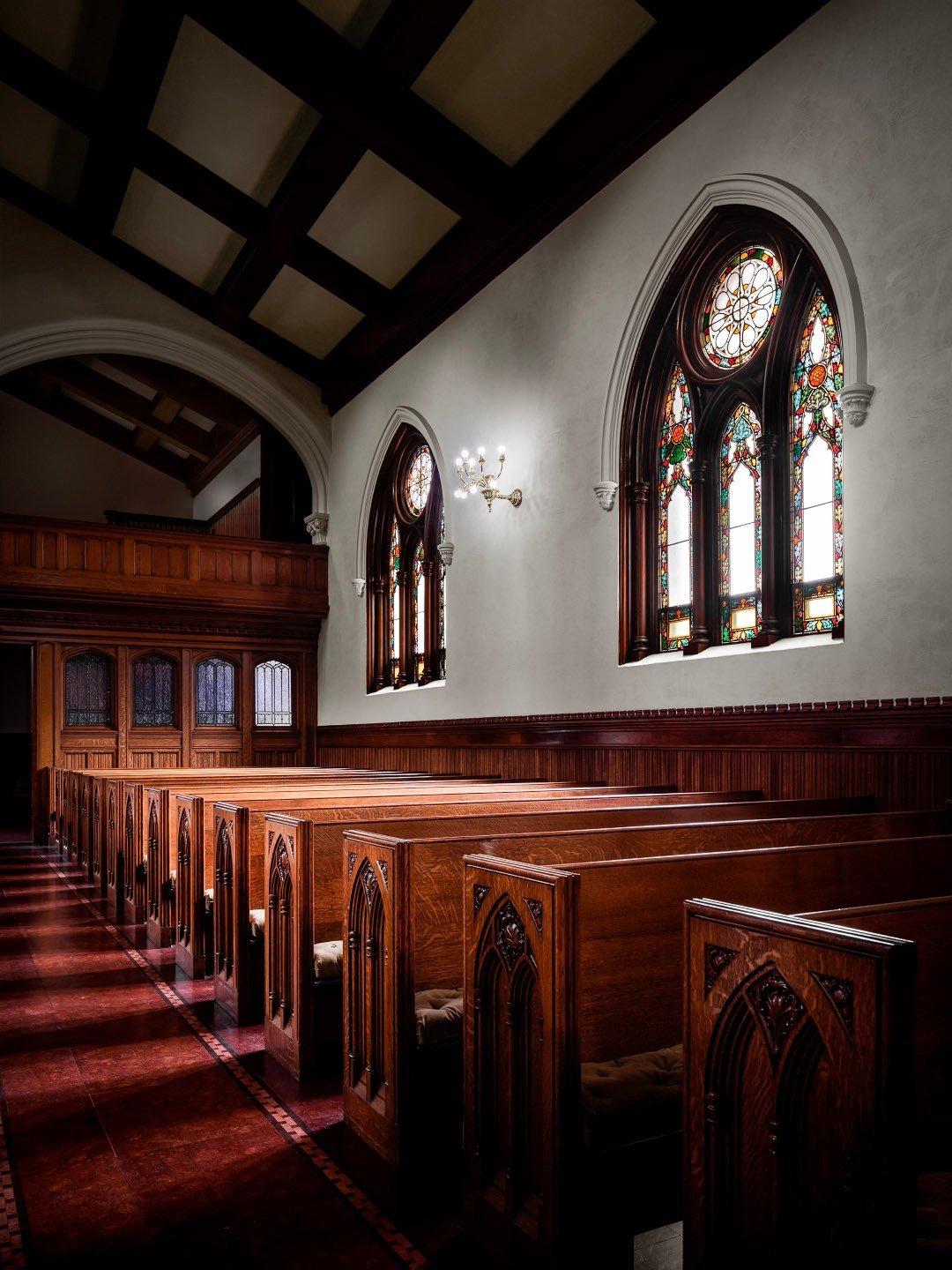 Sometimes you light the space. Sometimes the space lights itself.