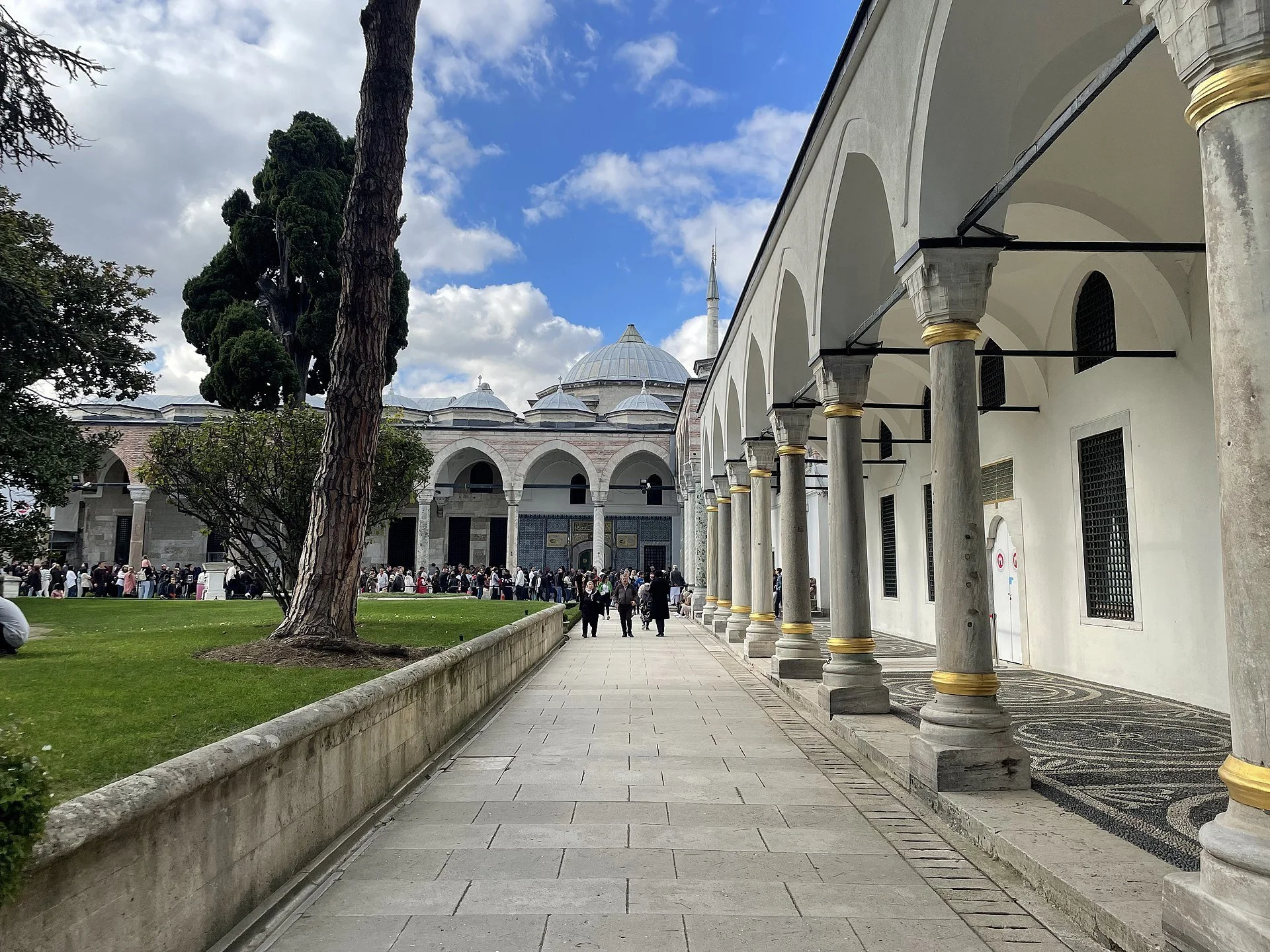 Topkapi Palace Museum - 22.jpg