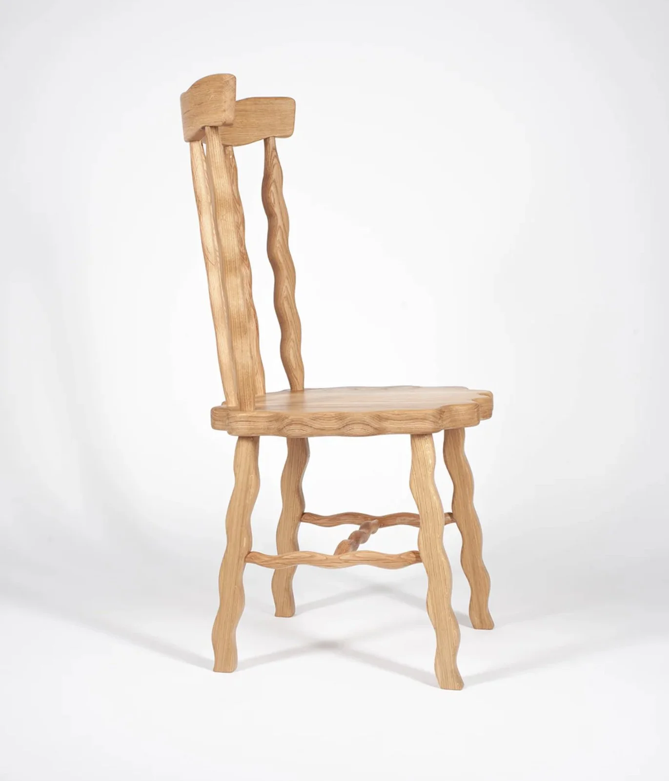 The Windsor, without arms (Oak) - 3.jpg
