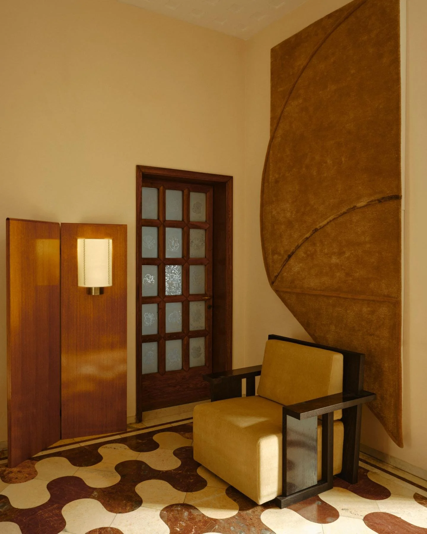 Alexandre - Armchair, Atelier de Troupe - 1.jpg