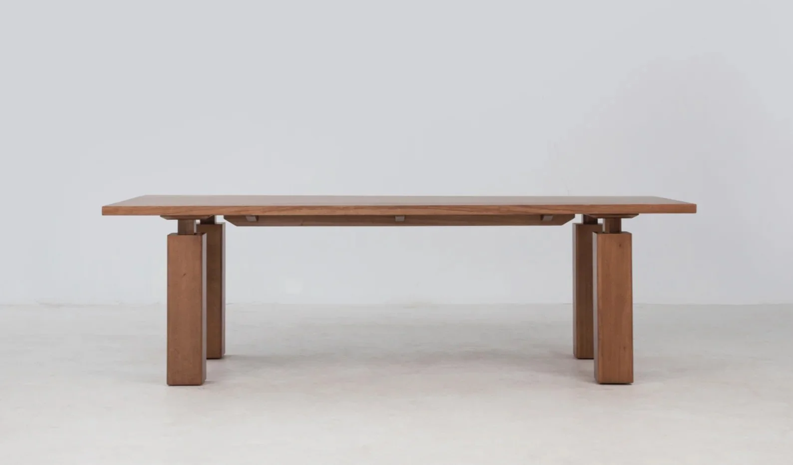 Wolo Dining Table - 3.jpg