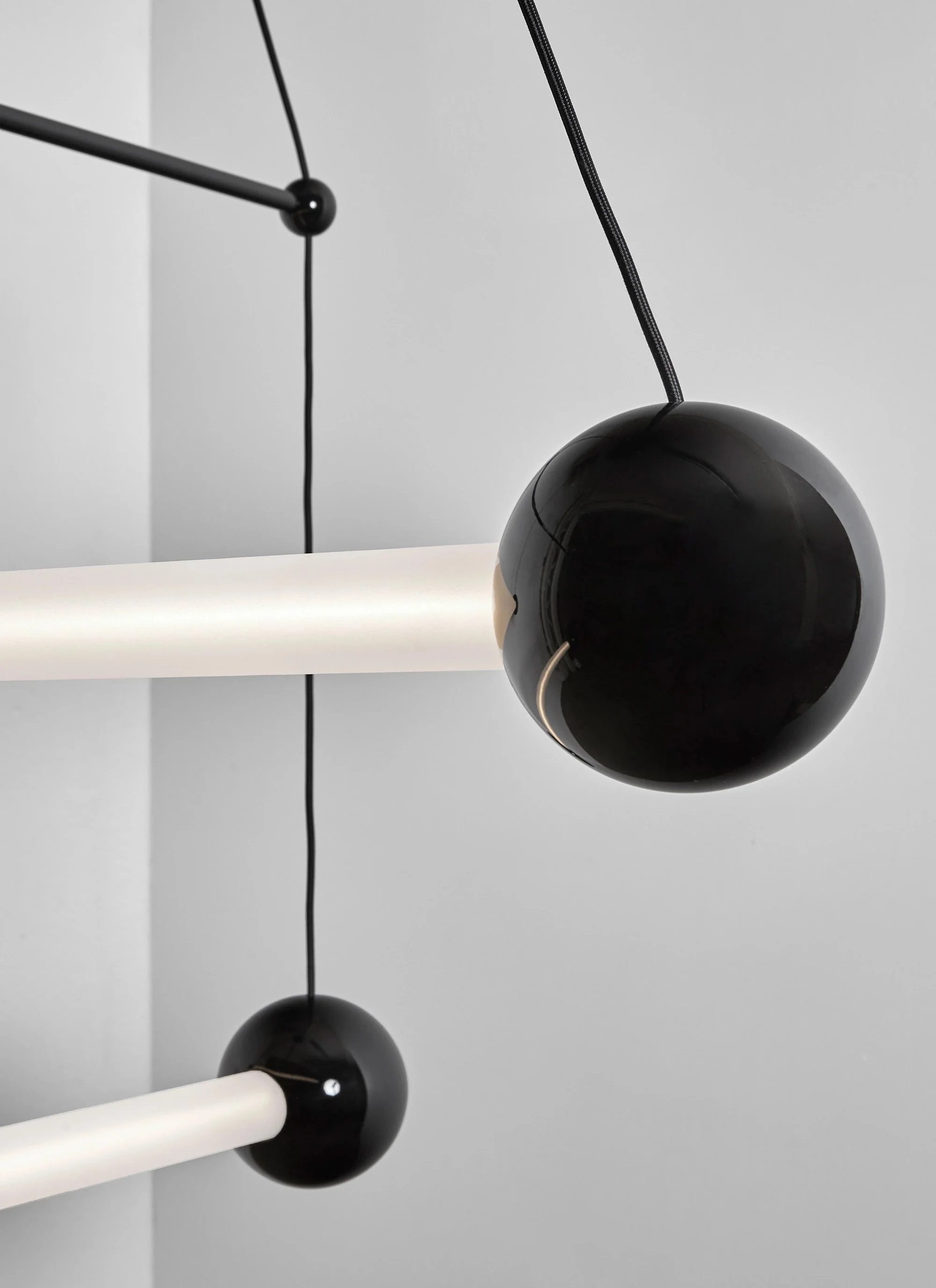 Trapeze 2 Ceiling light - 5.jpg