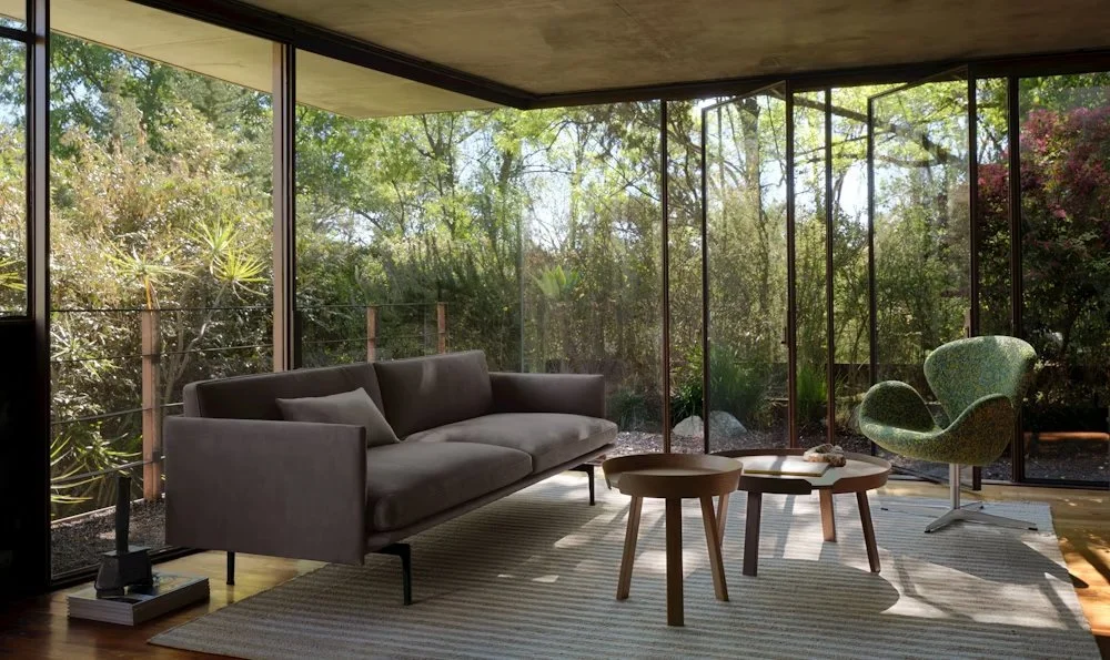 Outline Sofa - 3.jpg