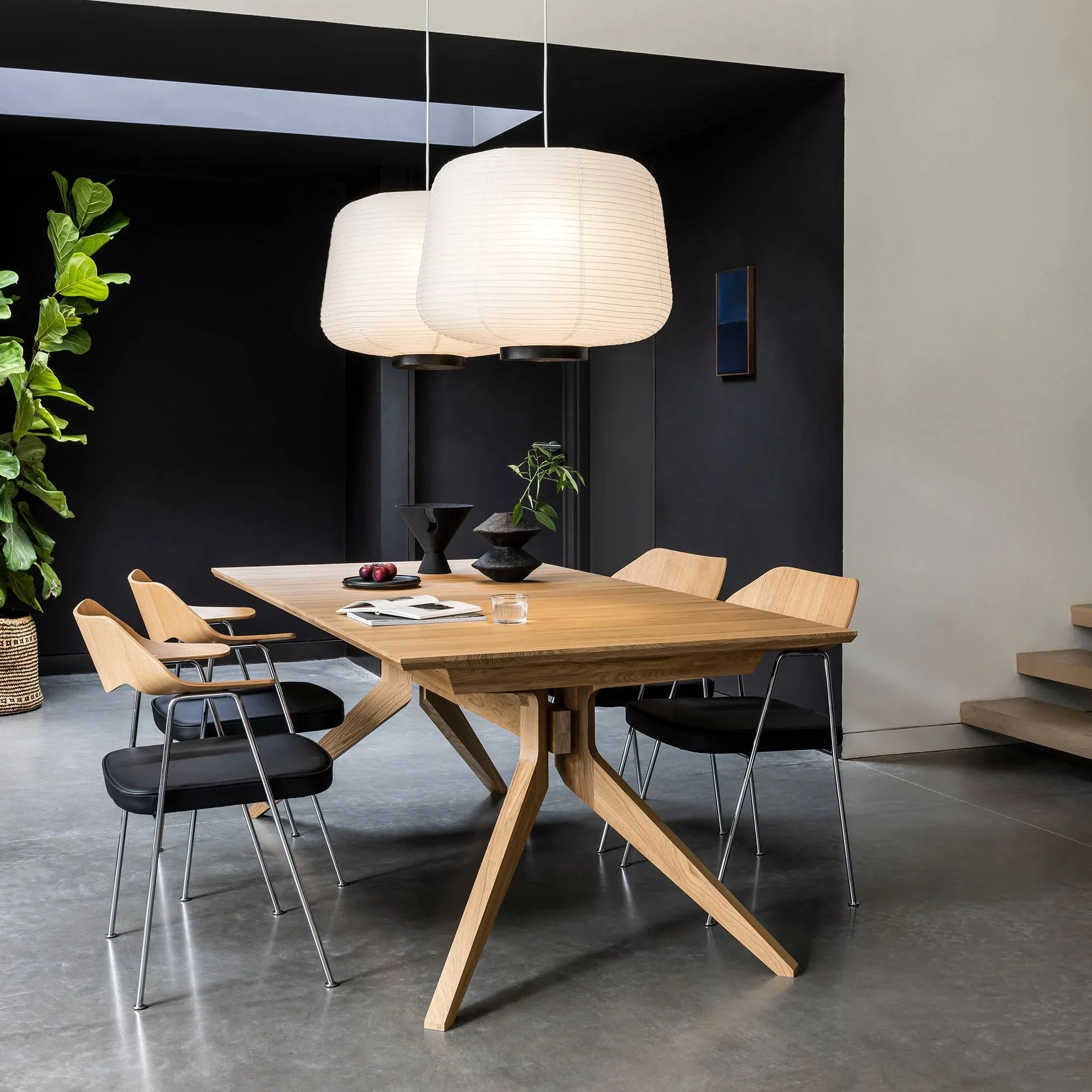 Cross Extending Table - 4.jpg