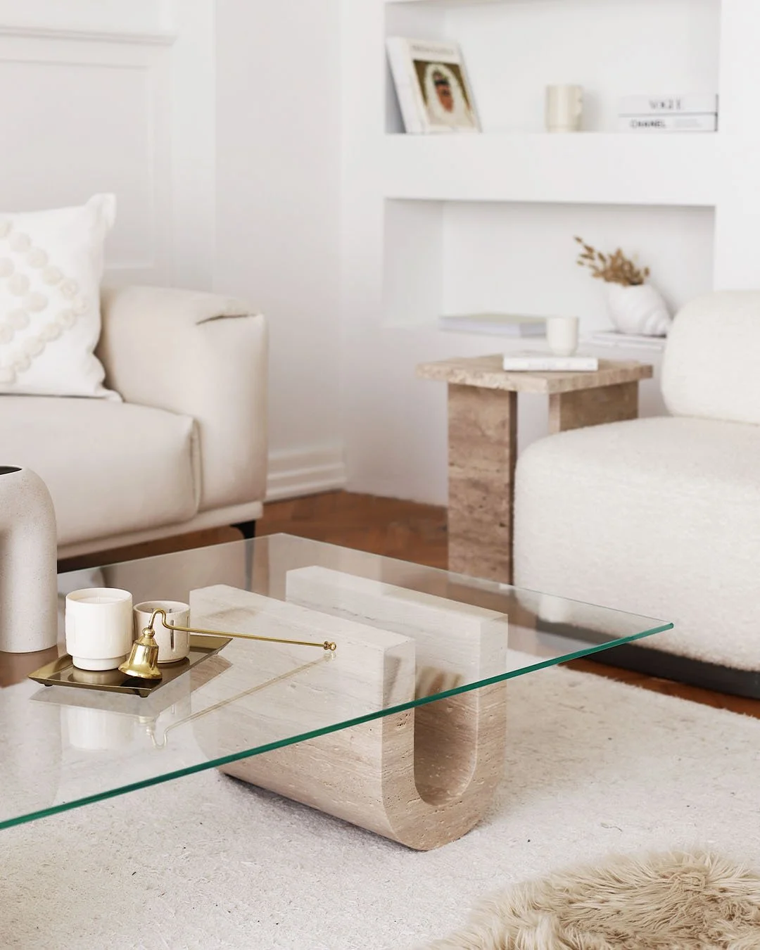 Tonoz Coffee Table Glass - 4.jpg
