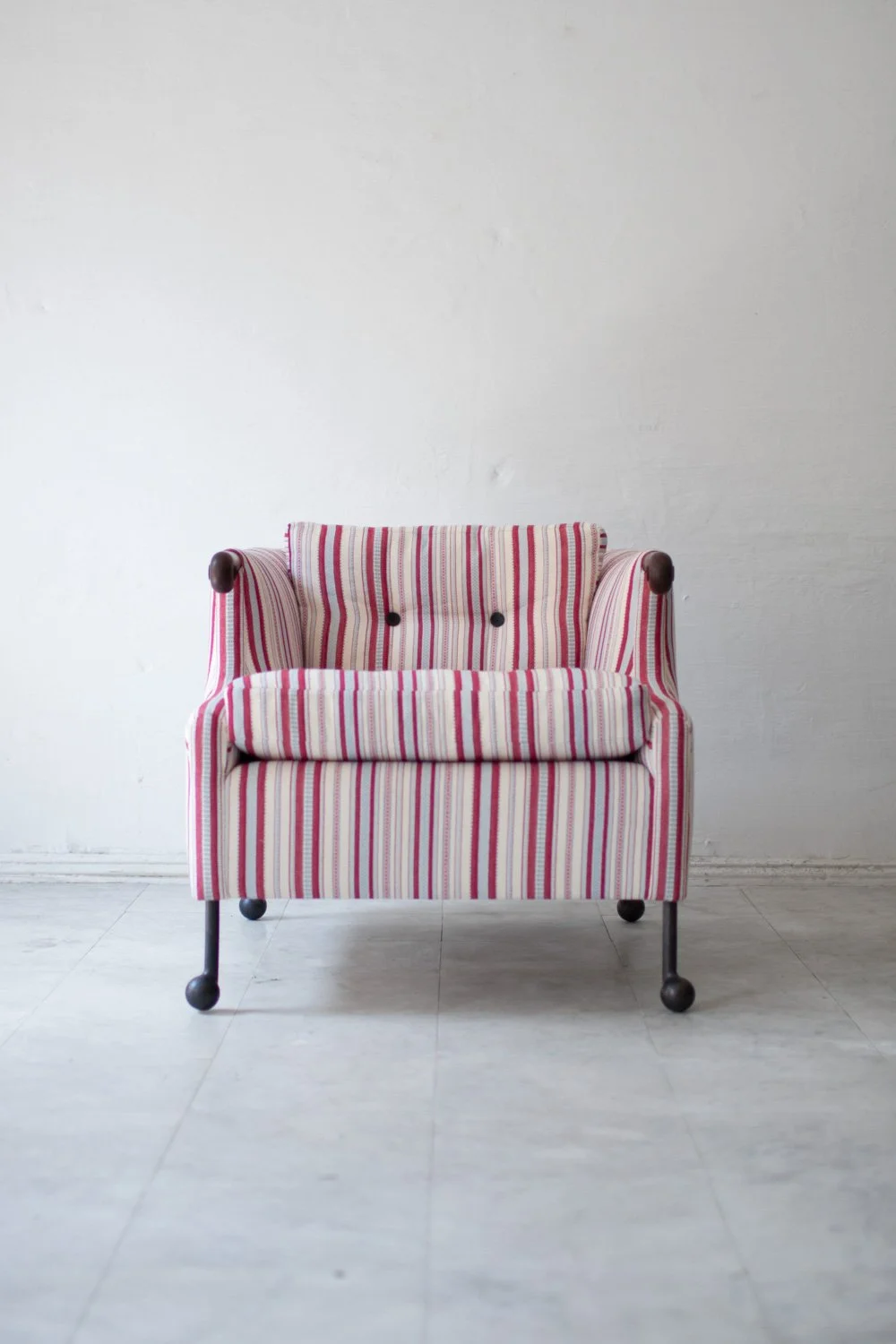 Abel Club Chair