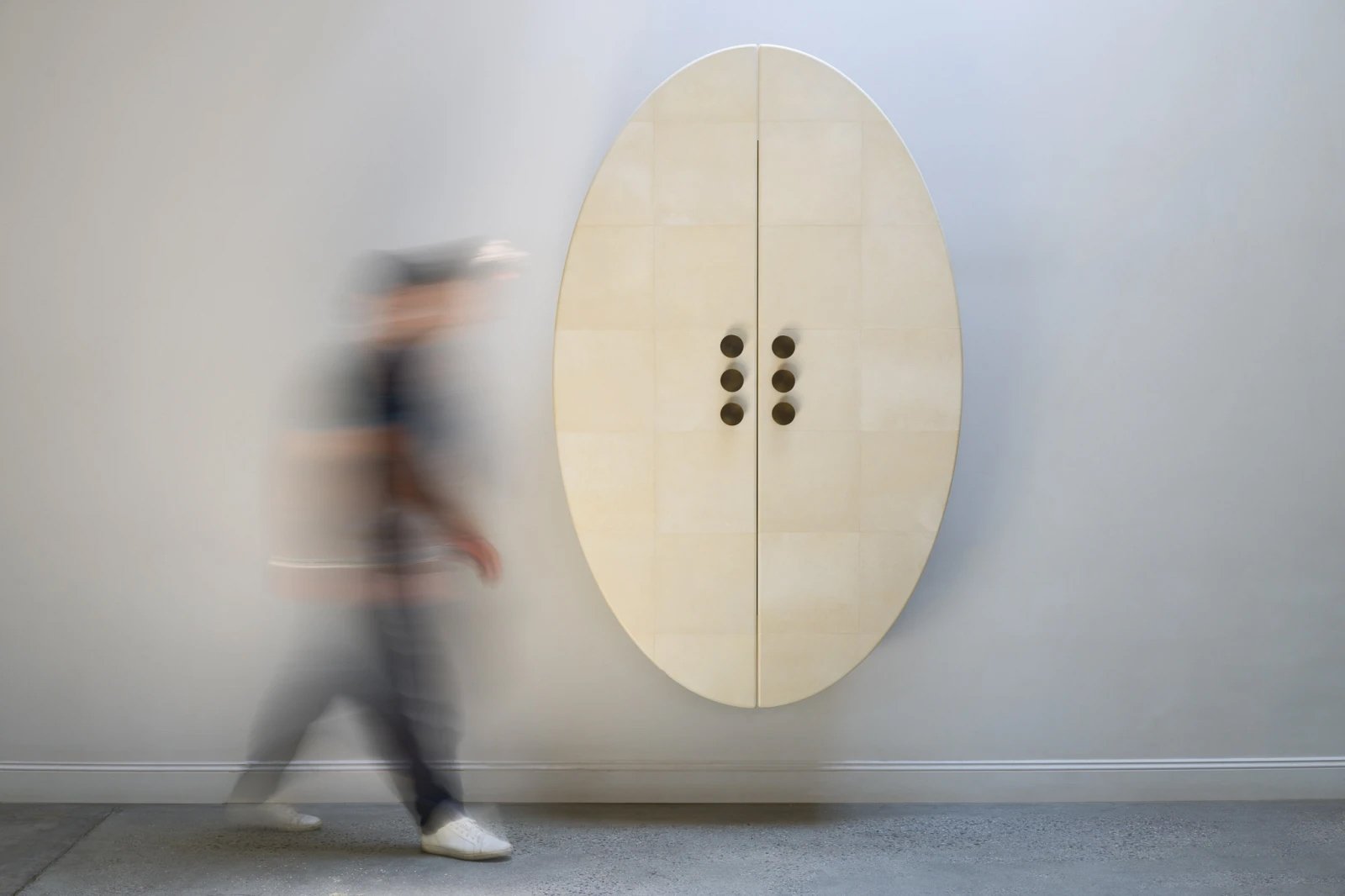 Pearl Cabinet