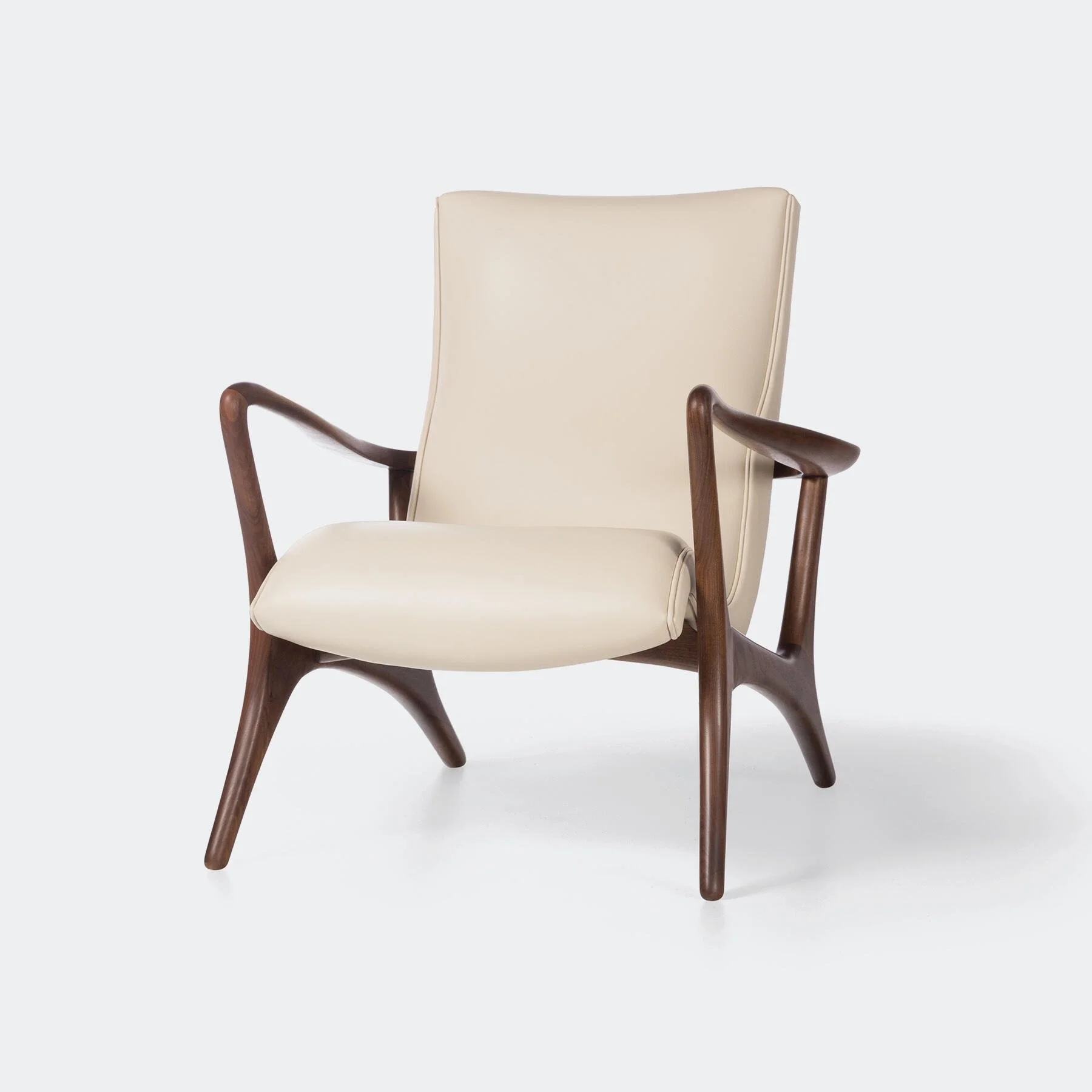 Contour Low Back Lounge Chair
