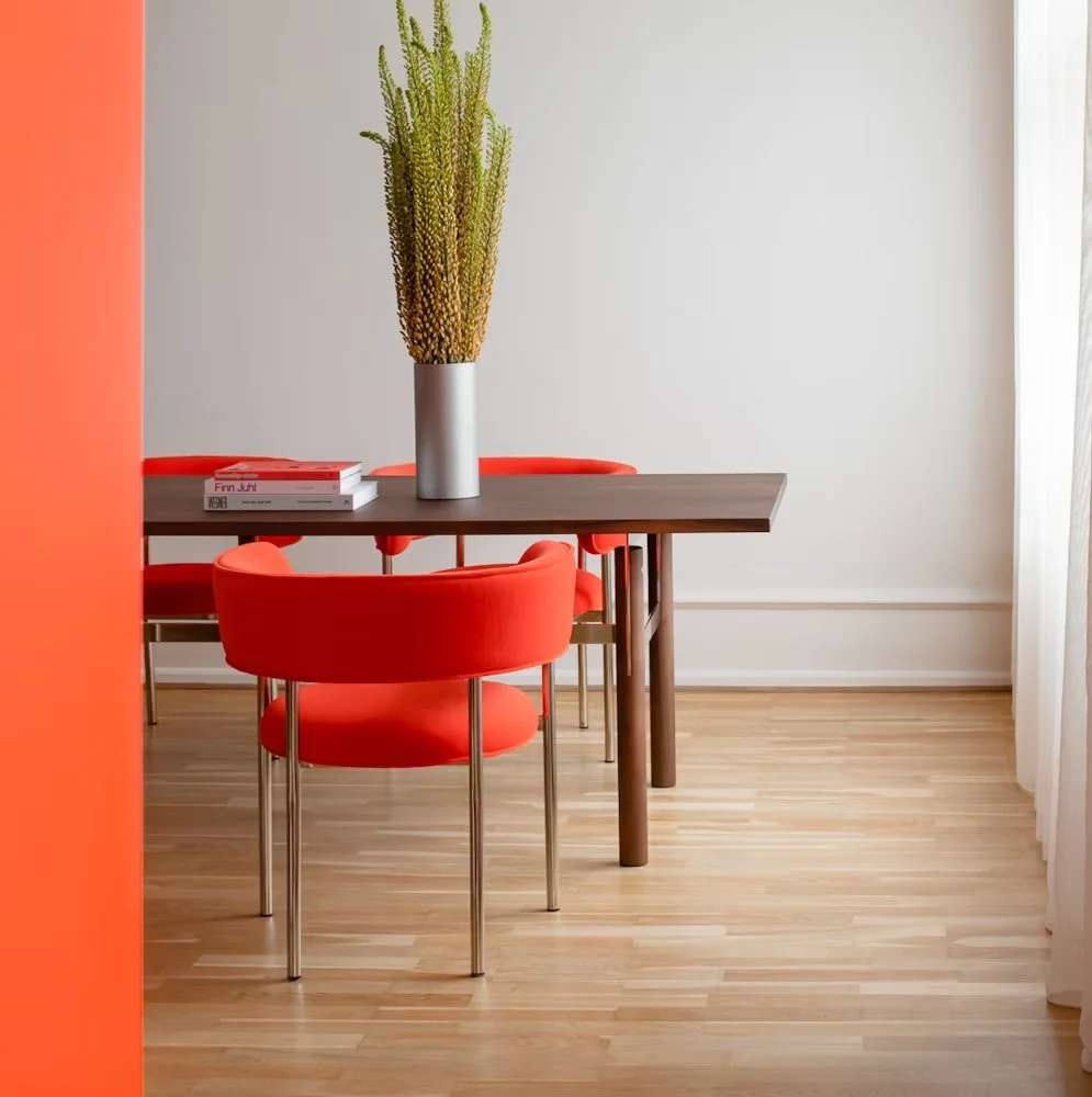 Font Regular Dining Armchair