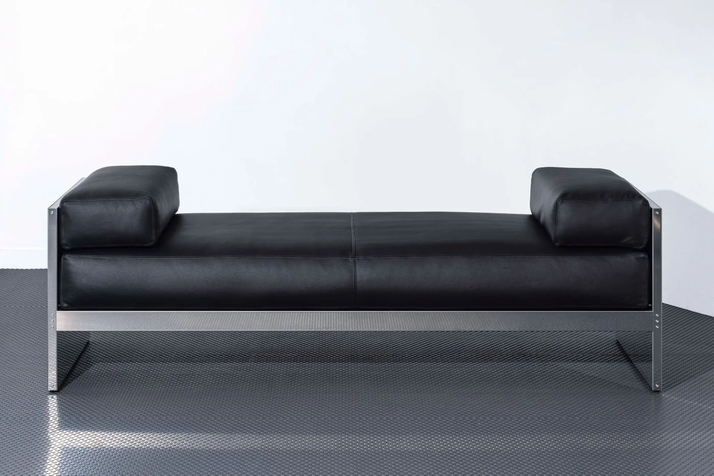 NMAM_CORE Daybed