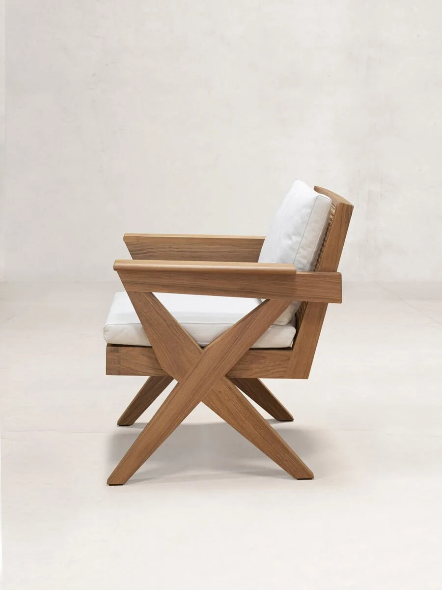 AP Lounge Chair