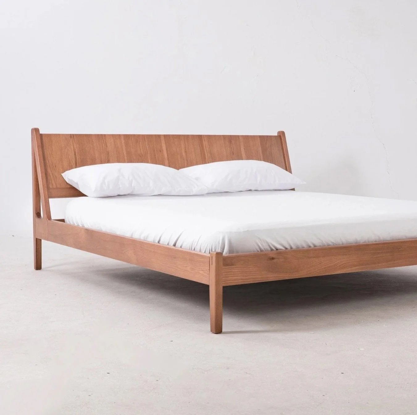 Plume Bed