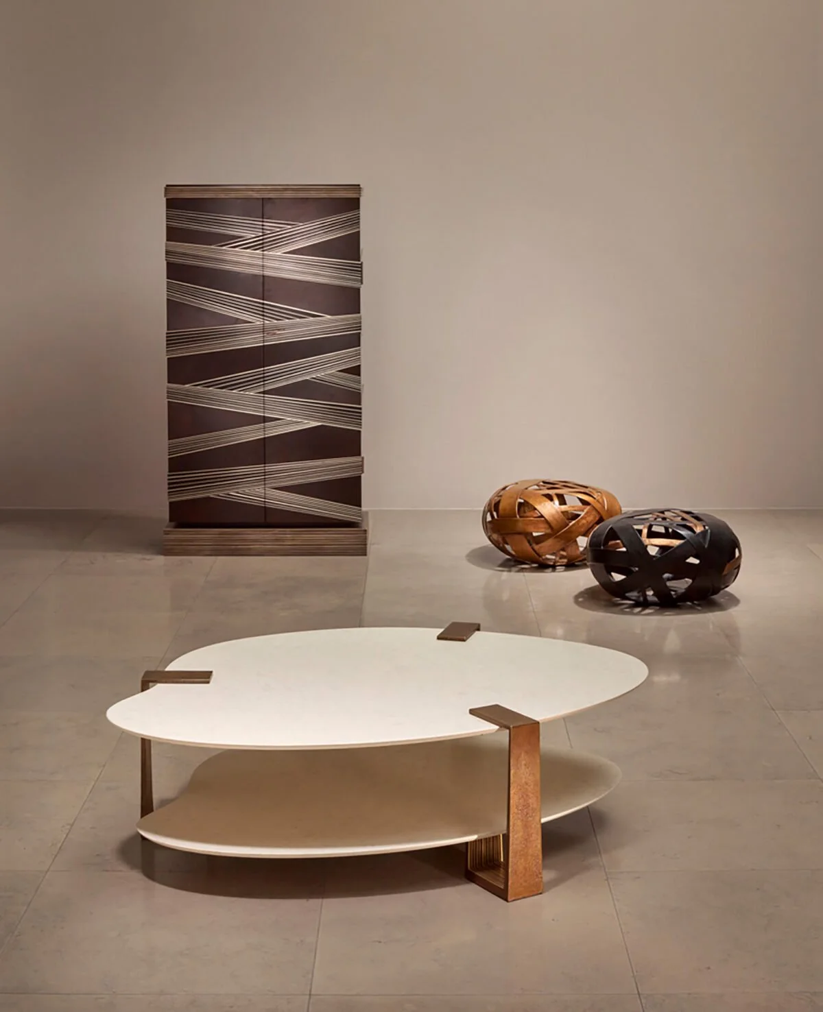 ORGANIC JAZZY COFFEE TABLE
