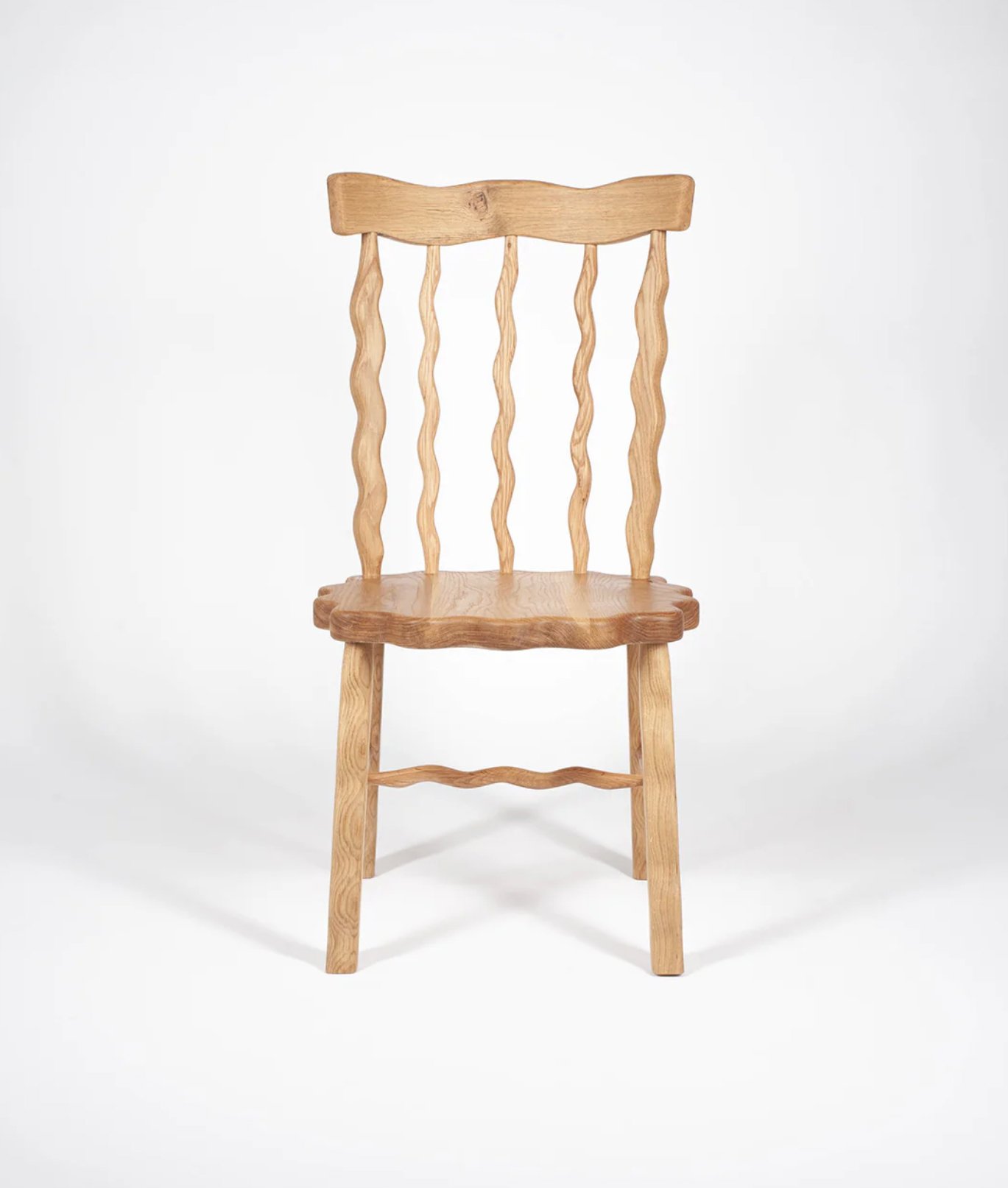 The Windsor, without arms (Oak) - 1.jpg