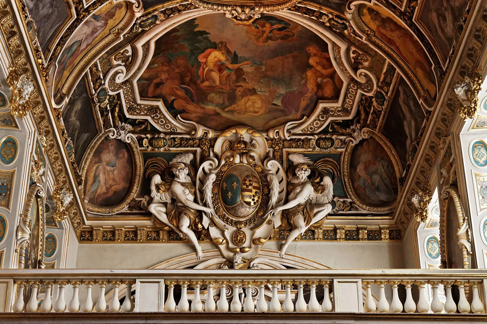 Chateau de Fontainebleau - 30.jpg