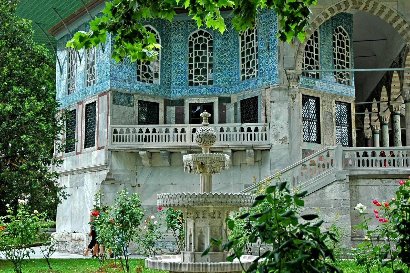 Topkapi Palace Museum - 38.jpg