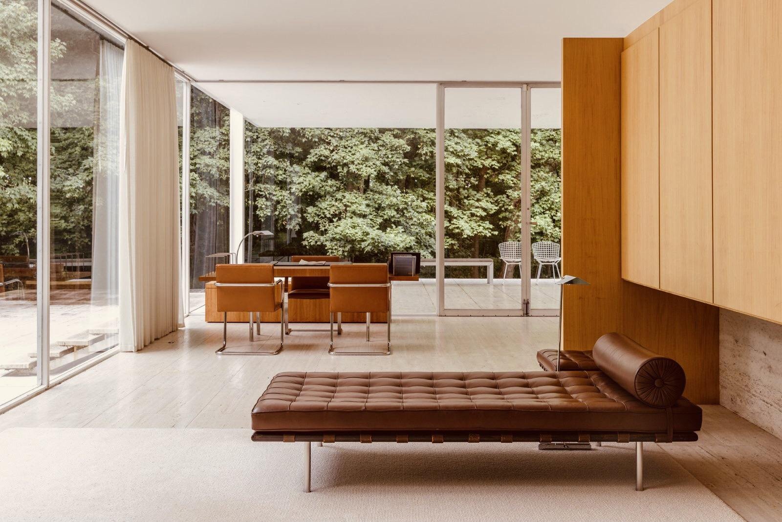 Farnsworth House - 7.jpg