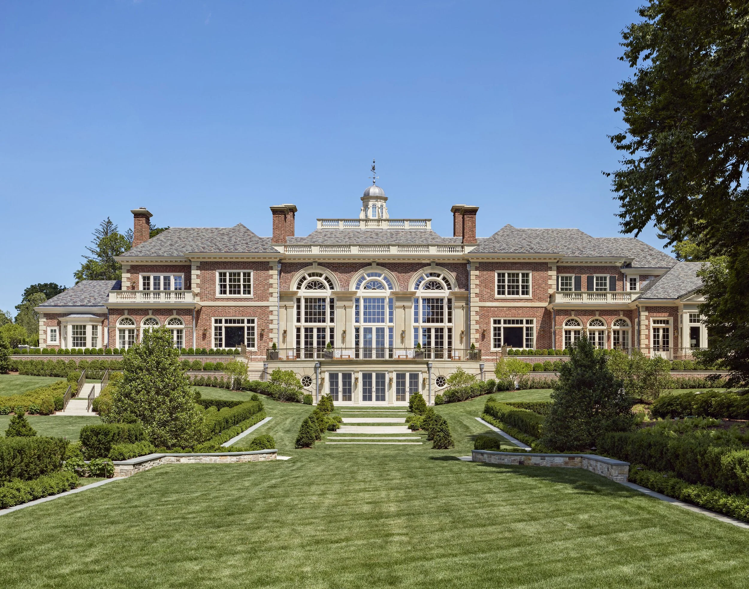 Lakeside Georgian Estate - 6.jpg