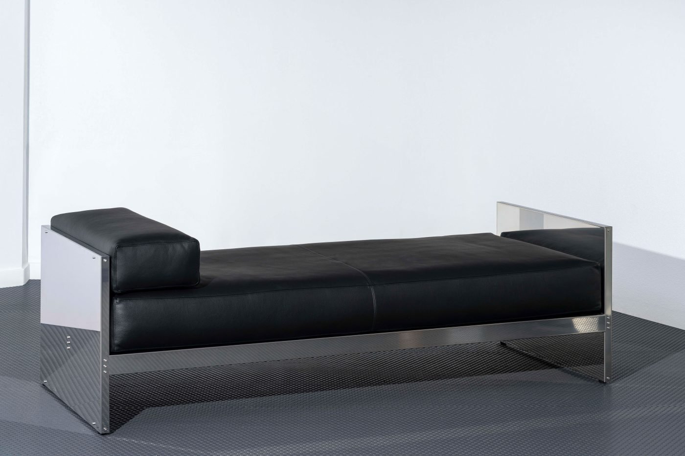 NMAM_CORE Daybed - 3.jpg
