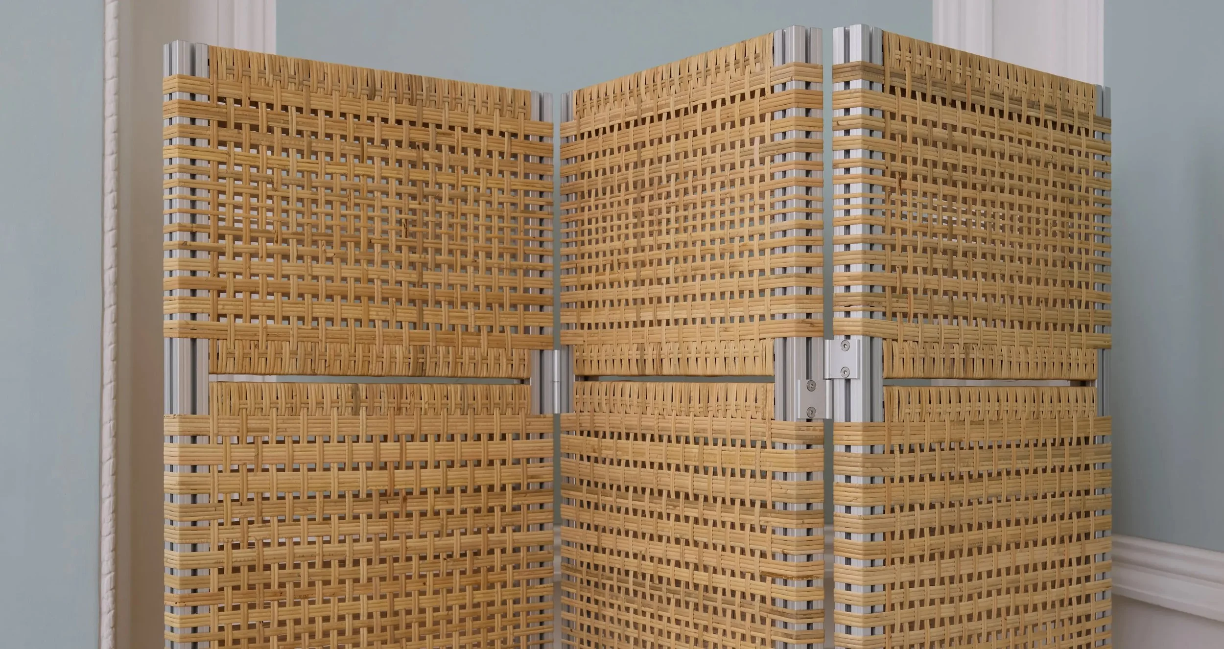 Anodised Wicker Screen - 1.jpg