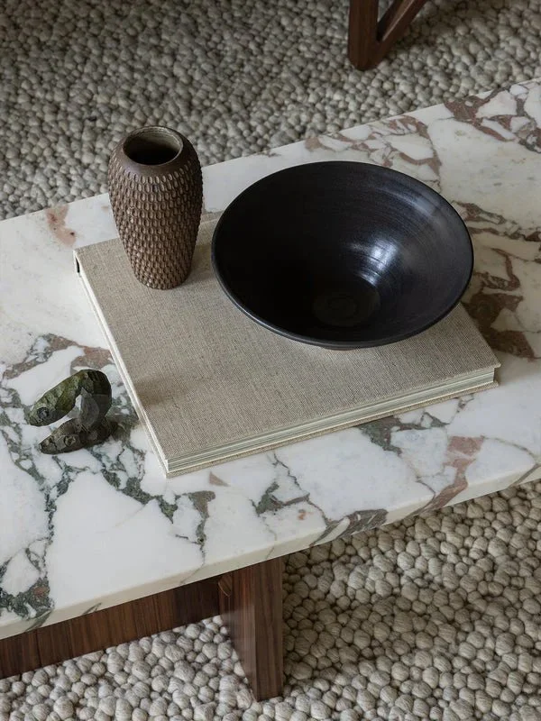 Androgyne Lounge Table - 5.jpg