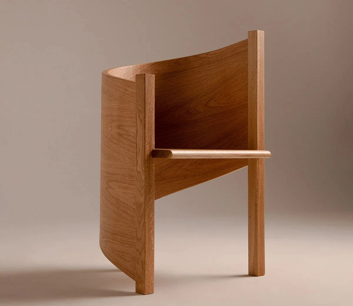 Vagari dining chair - 5.jpg