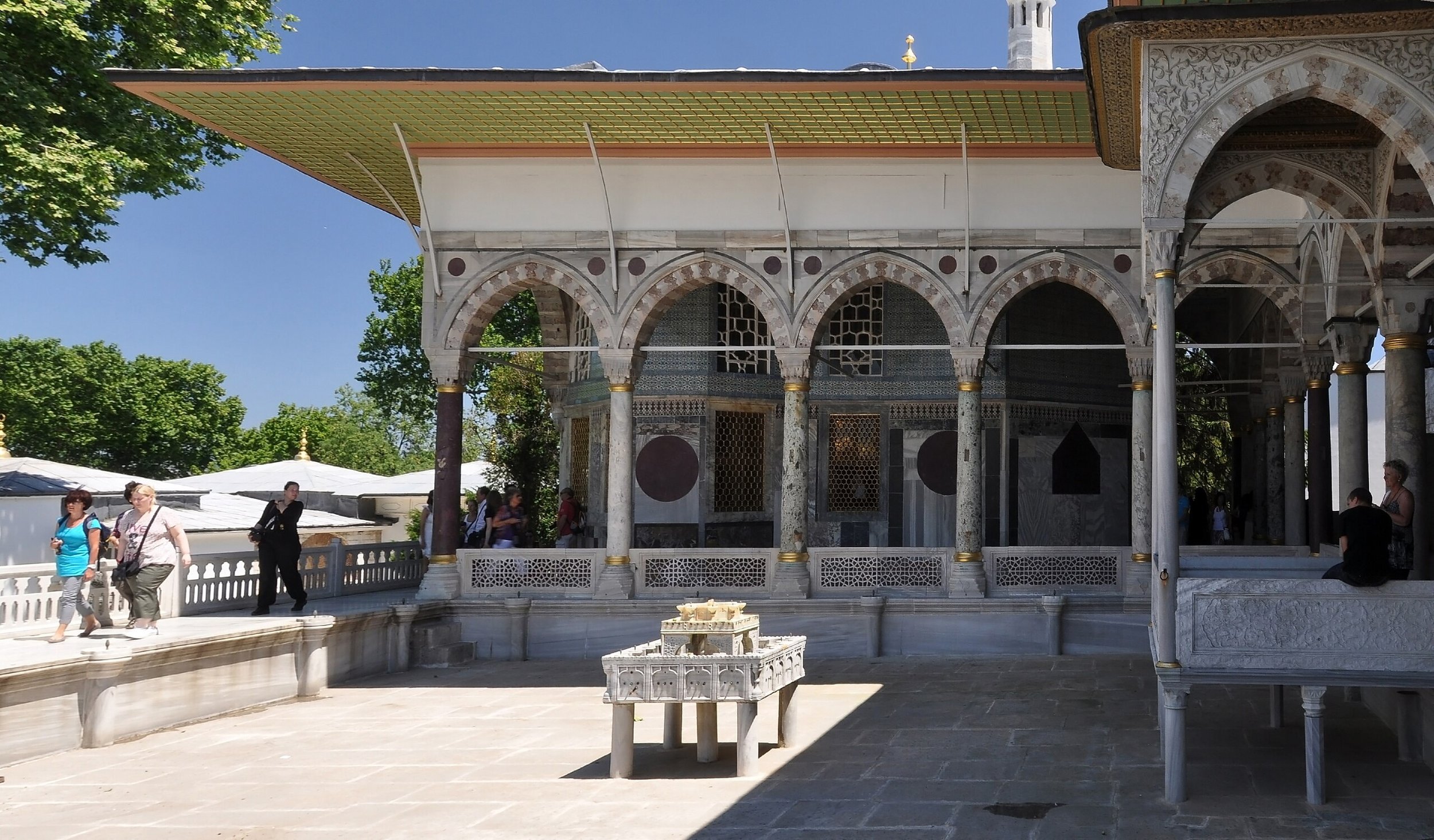 Topkapi Palace Museum - 40.jpg
