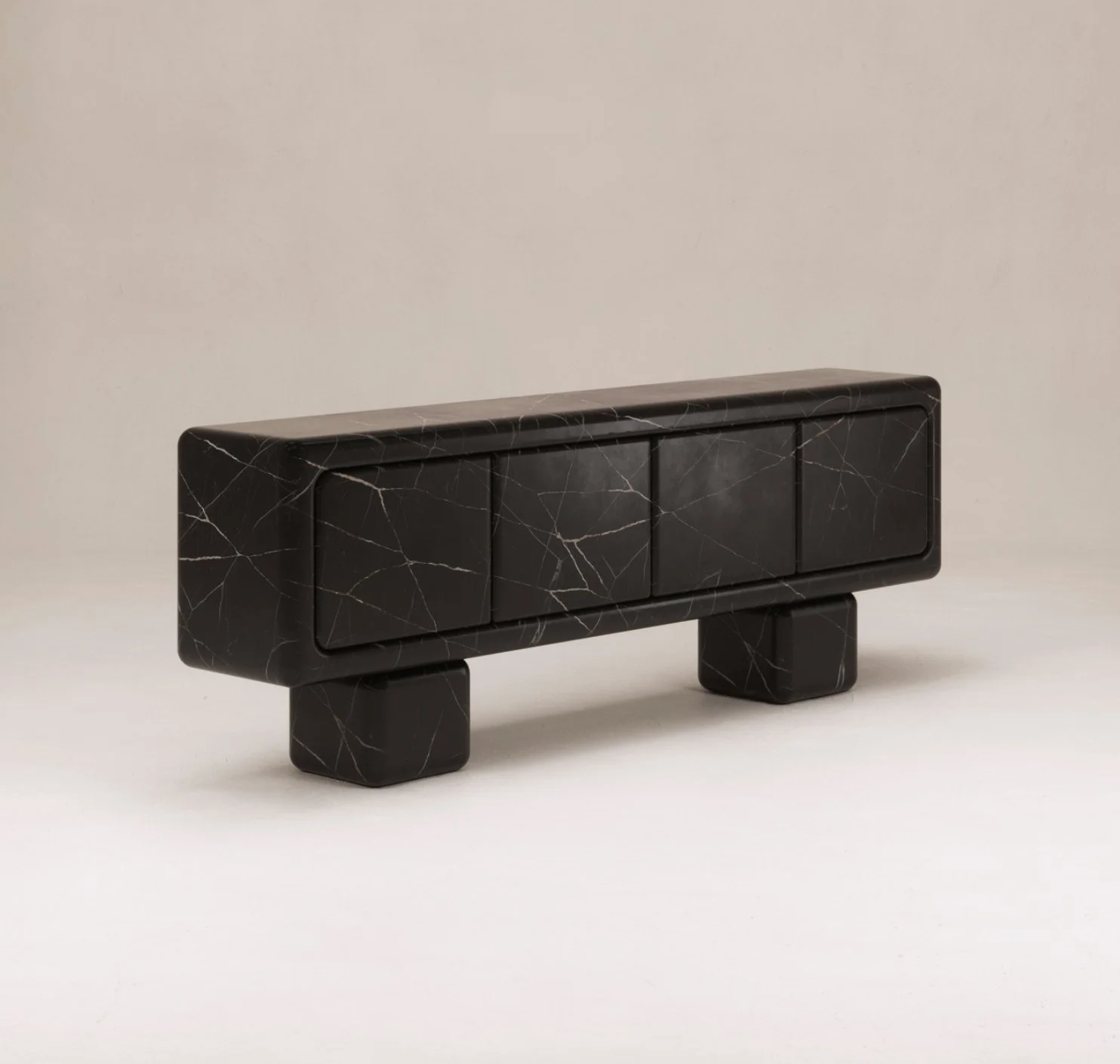 La Credenza 212 - 4.jpg