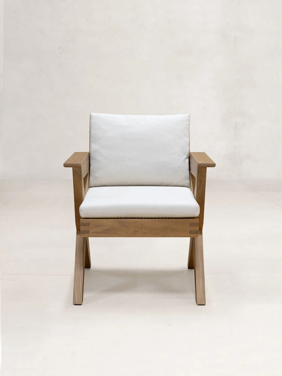 AP Lounge Chair - 2.jpg