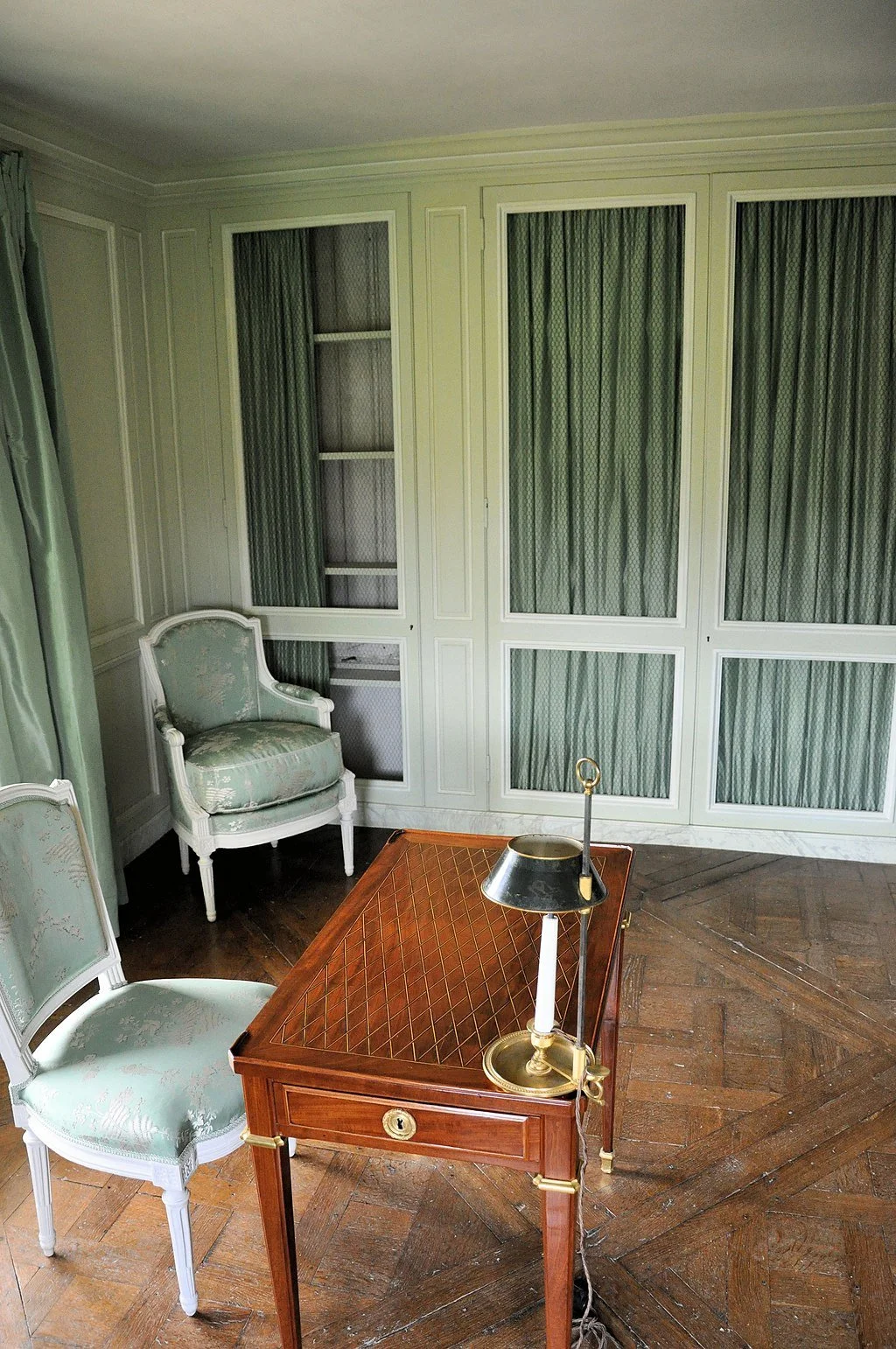 Petit Trianon - 24.jpg