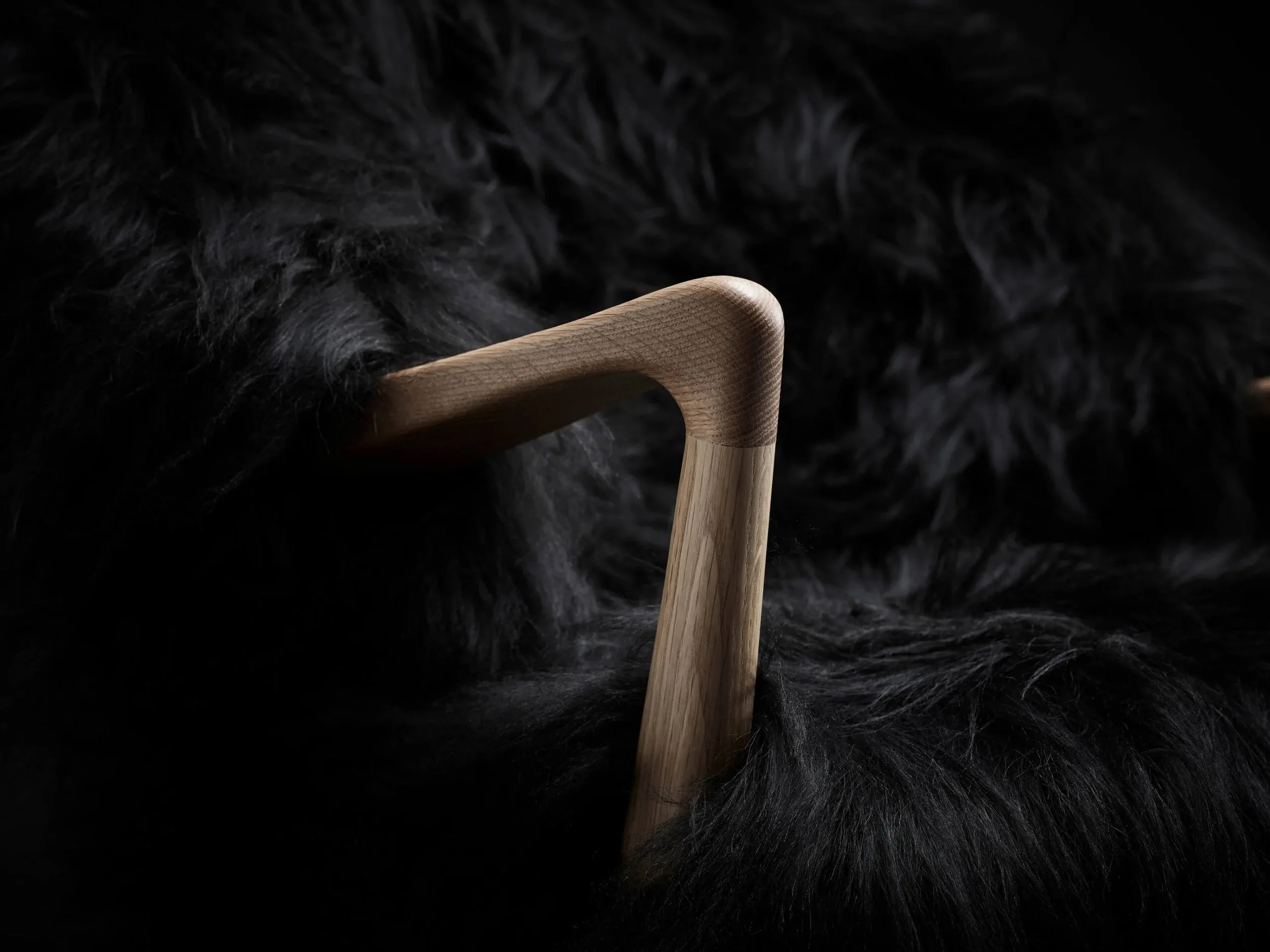 Fluffy Lounge Chair - Black - 3.jpg