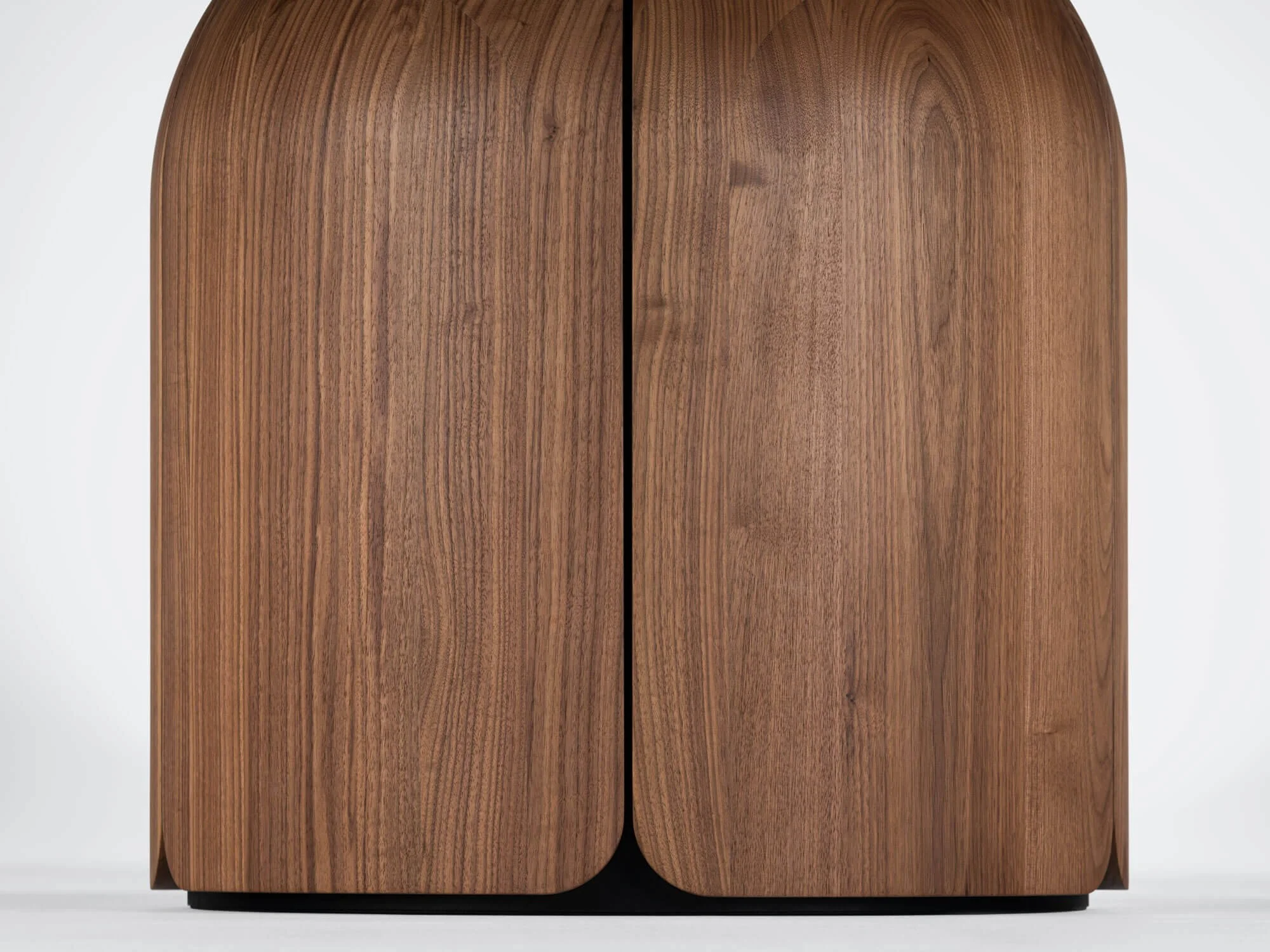 Bloom dining table - 4.jpg