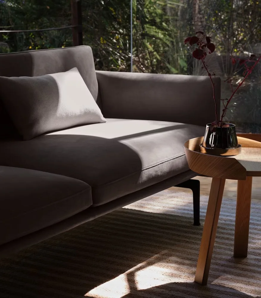 Outline Sofa - 2.jpg