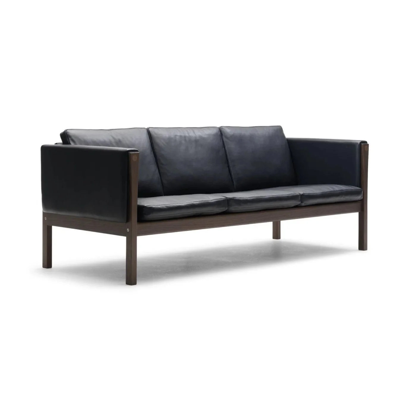 Wegner Sofa | CH162 CH163 - 5.jpg