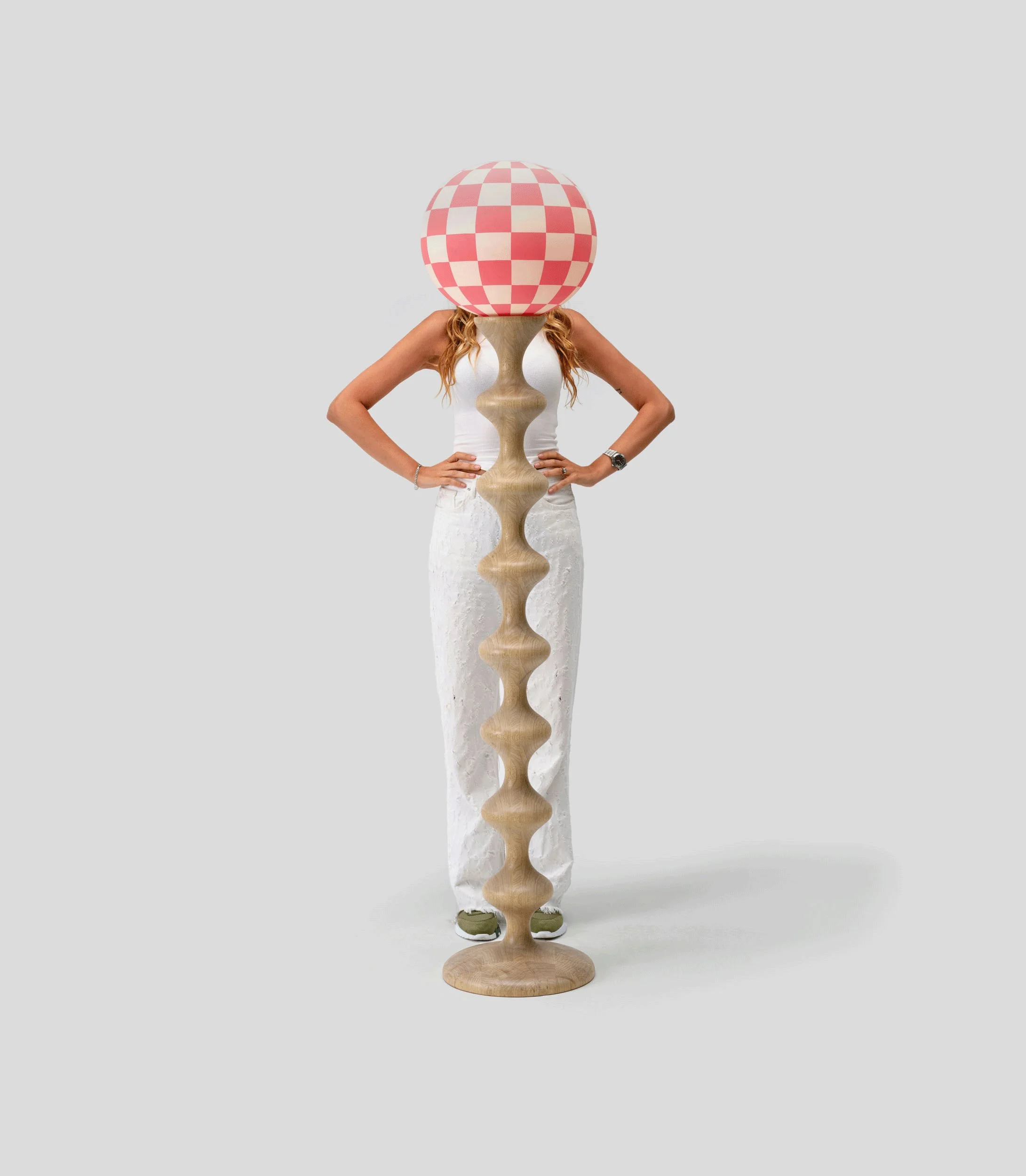 A GLASS BALLOON - 1.jpg