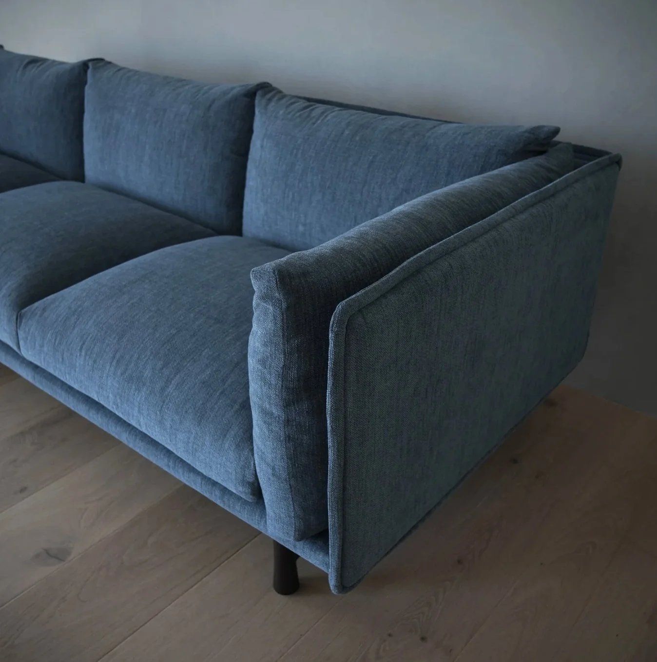 Kite Sofa Sectional - 3.jpg