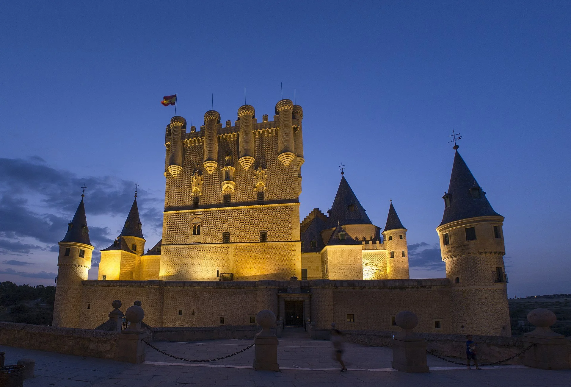 Alcazar de Segovia - 2.jpg