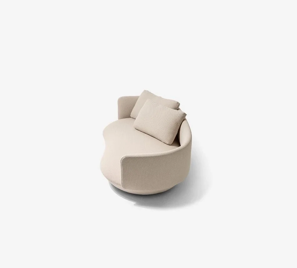 LOW SOFA - 3.jpg