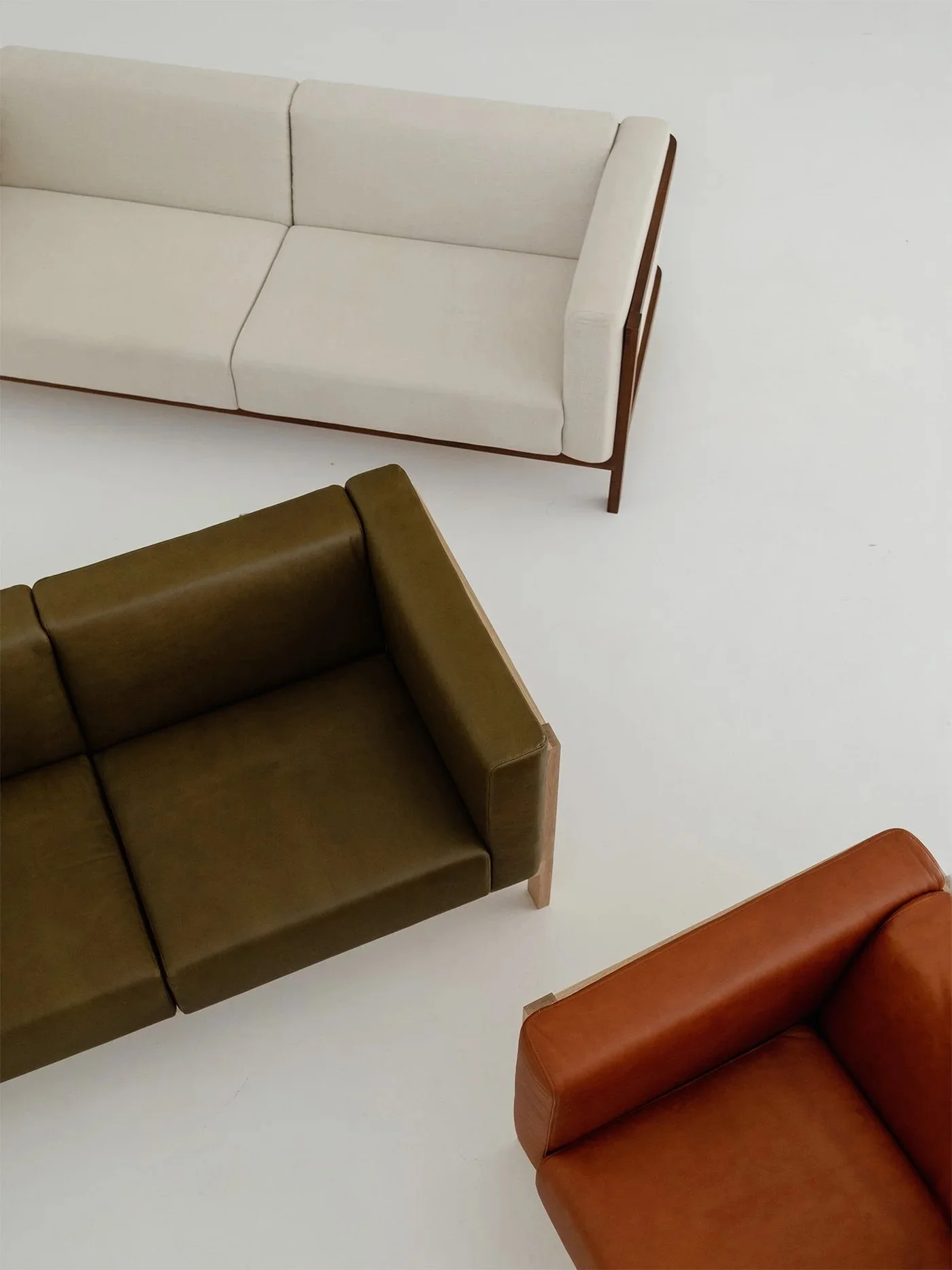 LIFT sofa one seater - 5.jpg