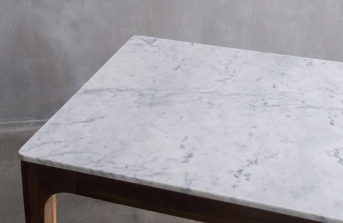 Curve Table - Marble - 3.jpg