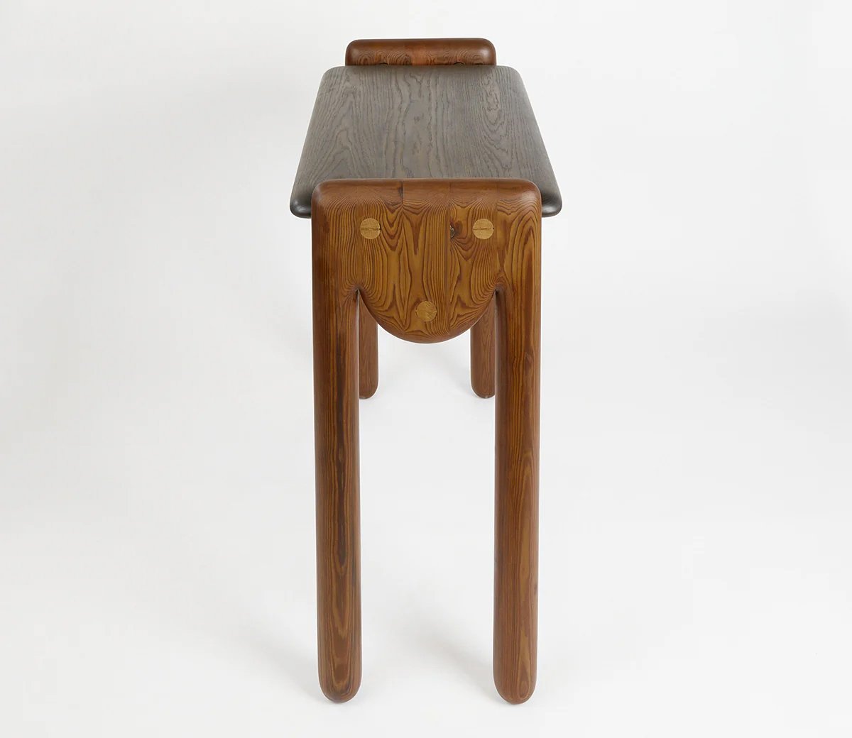 Gigi console - 3.jpg