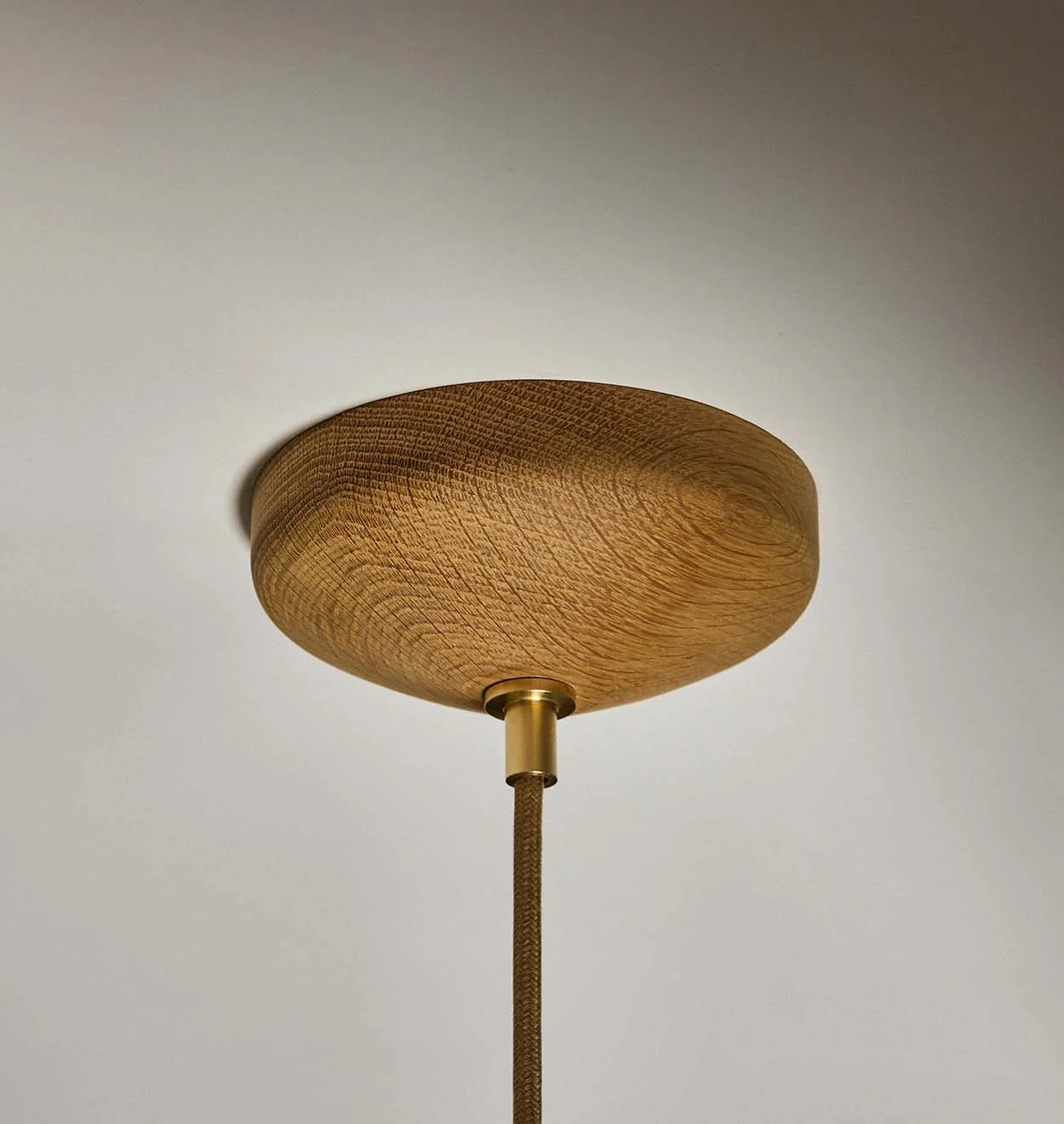 Humboldt Pendant 02 - Wood - 3.jpg