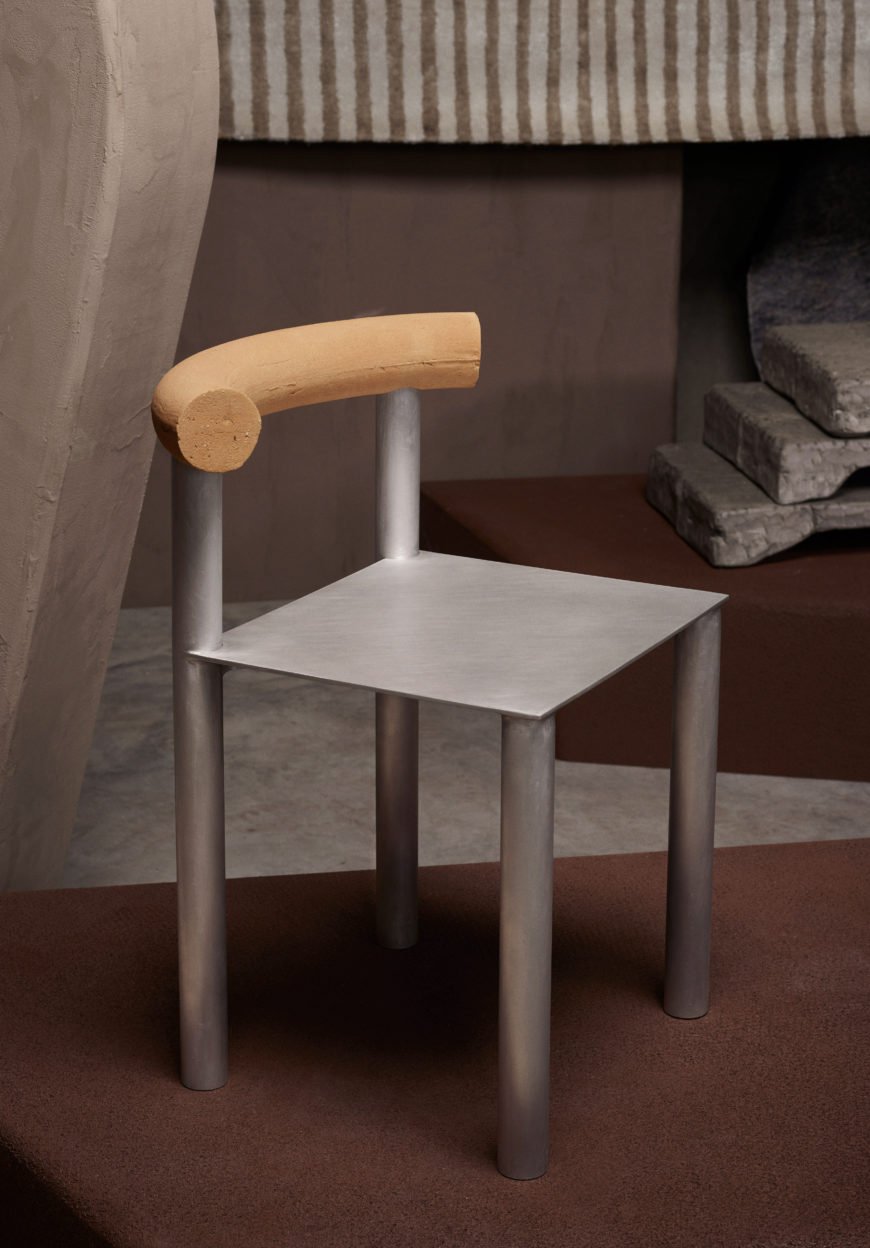 Bricks Reflection Chair - 1.jpg