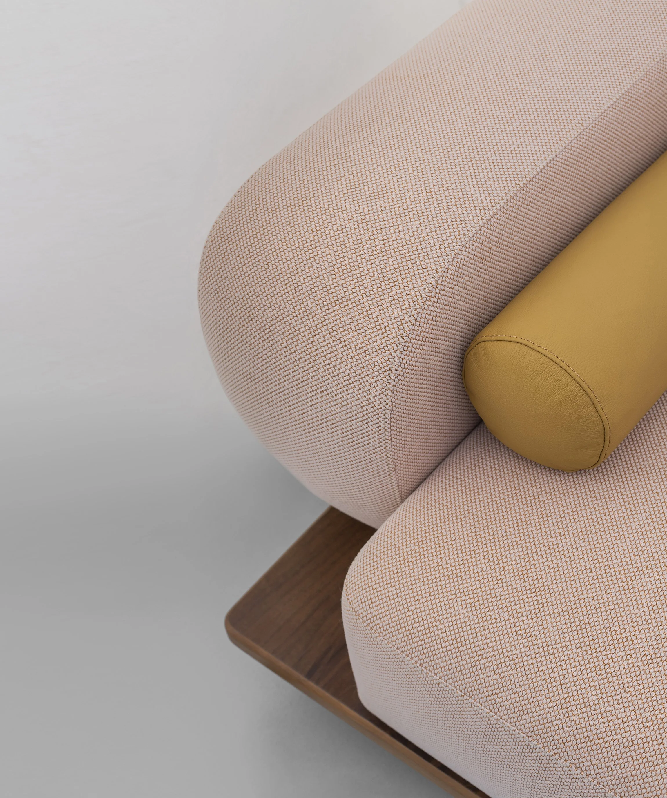 BEICE SOFA lime - 2.jpg