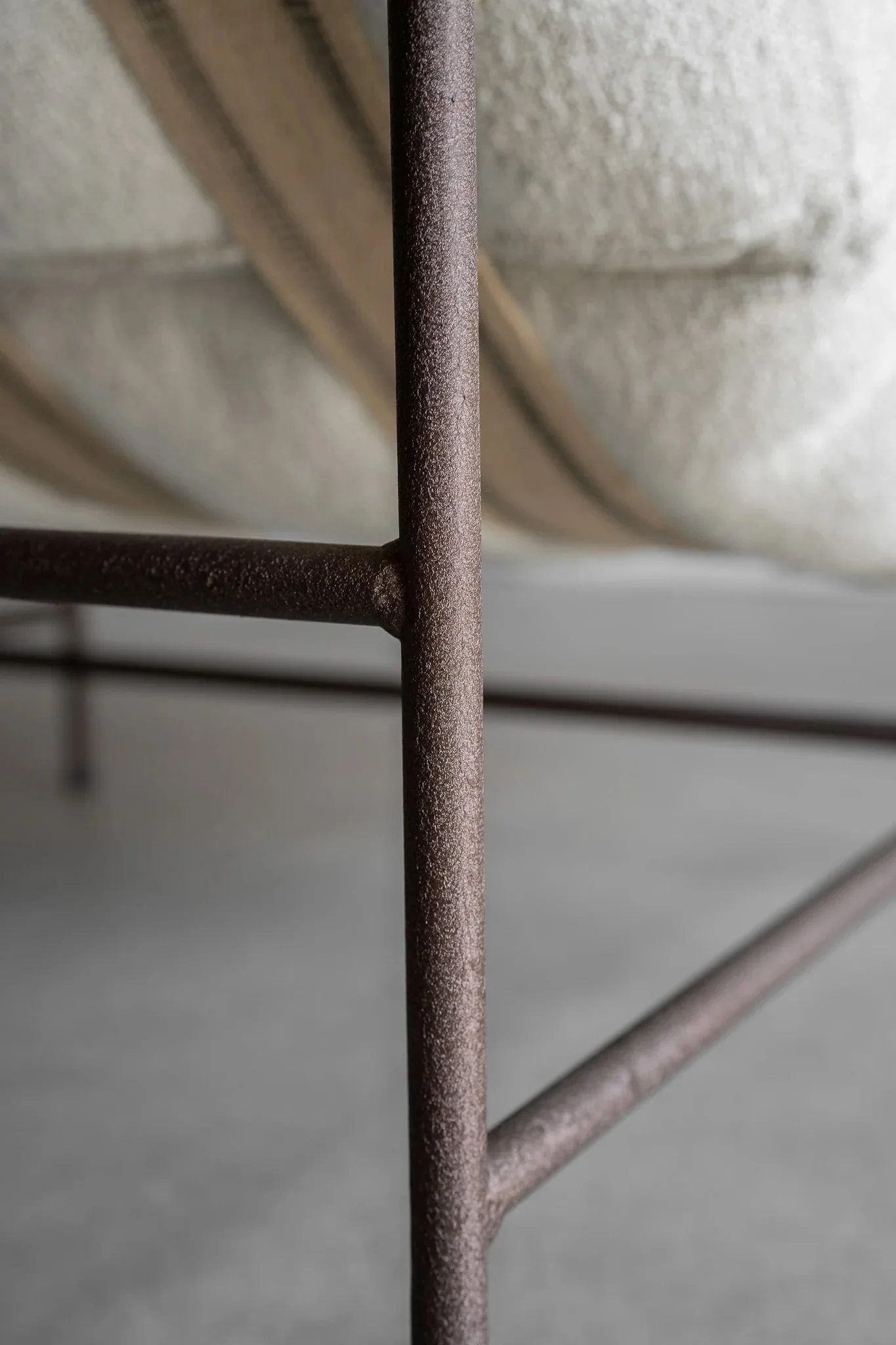Rosa Lounge Chair - 4.jpg