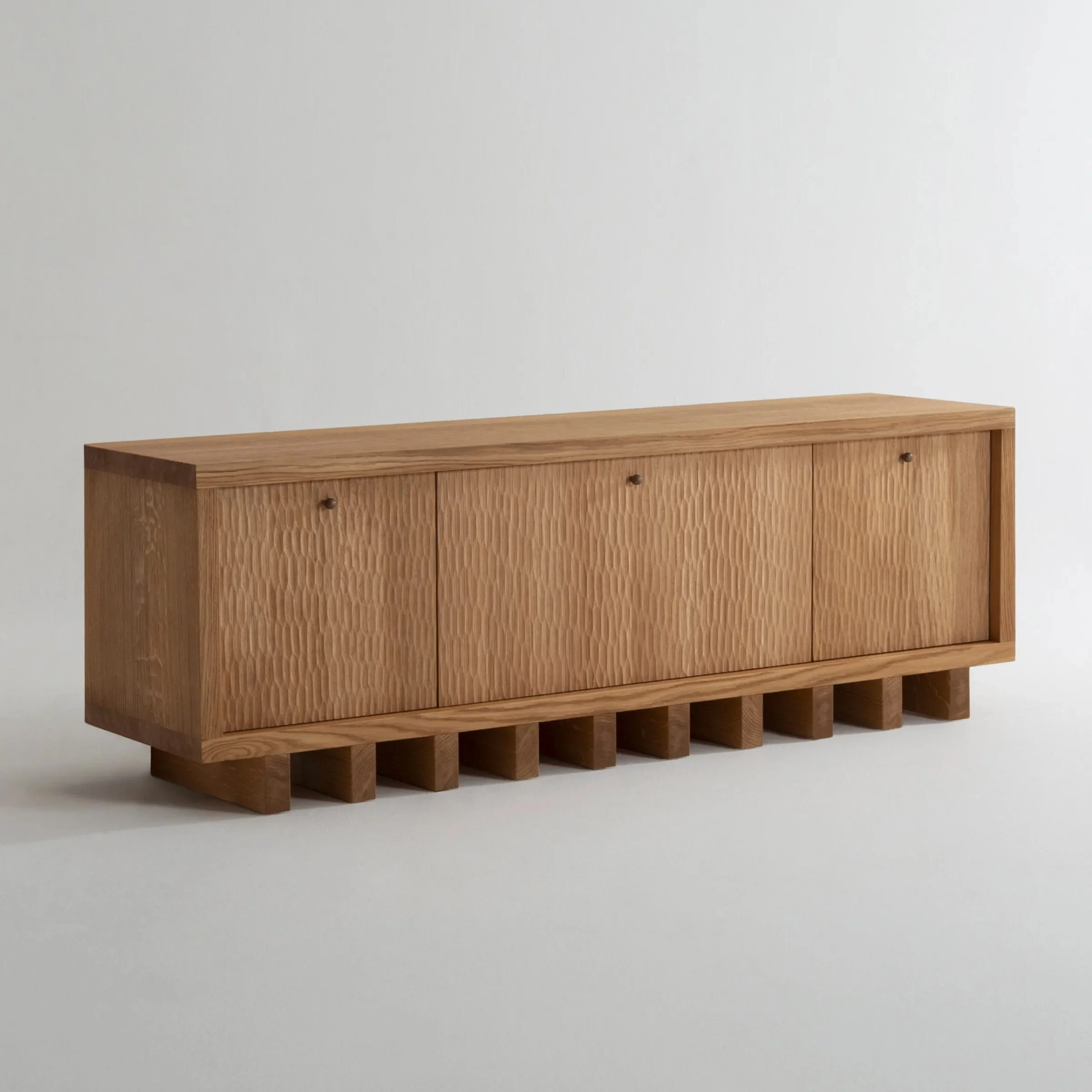Tiga Sideboard - 5.jpg
