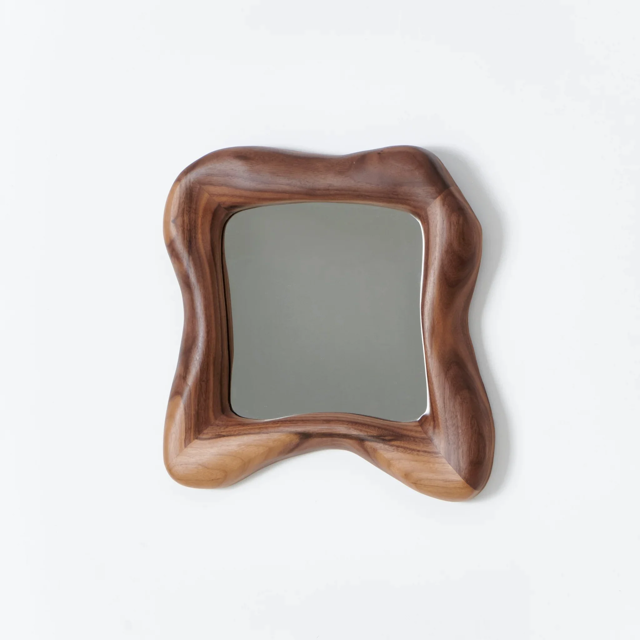 Minho Mirror - 1.jpg