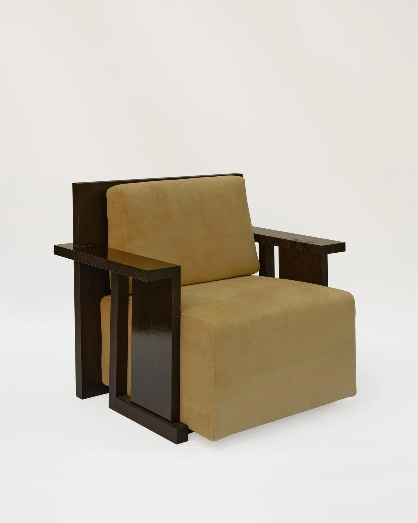 Alexandre - Armchair, Atelier de Troupe - 3.jpg