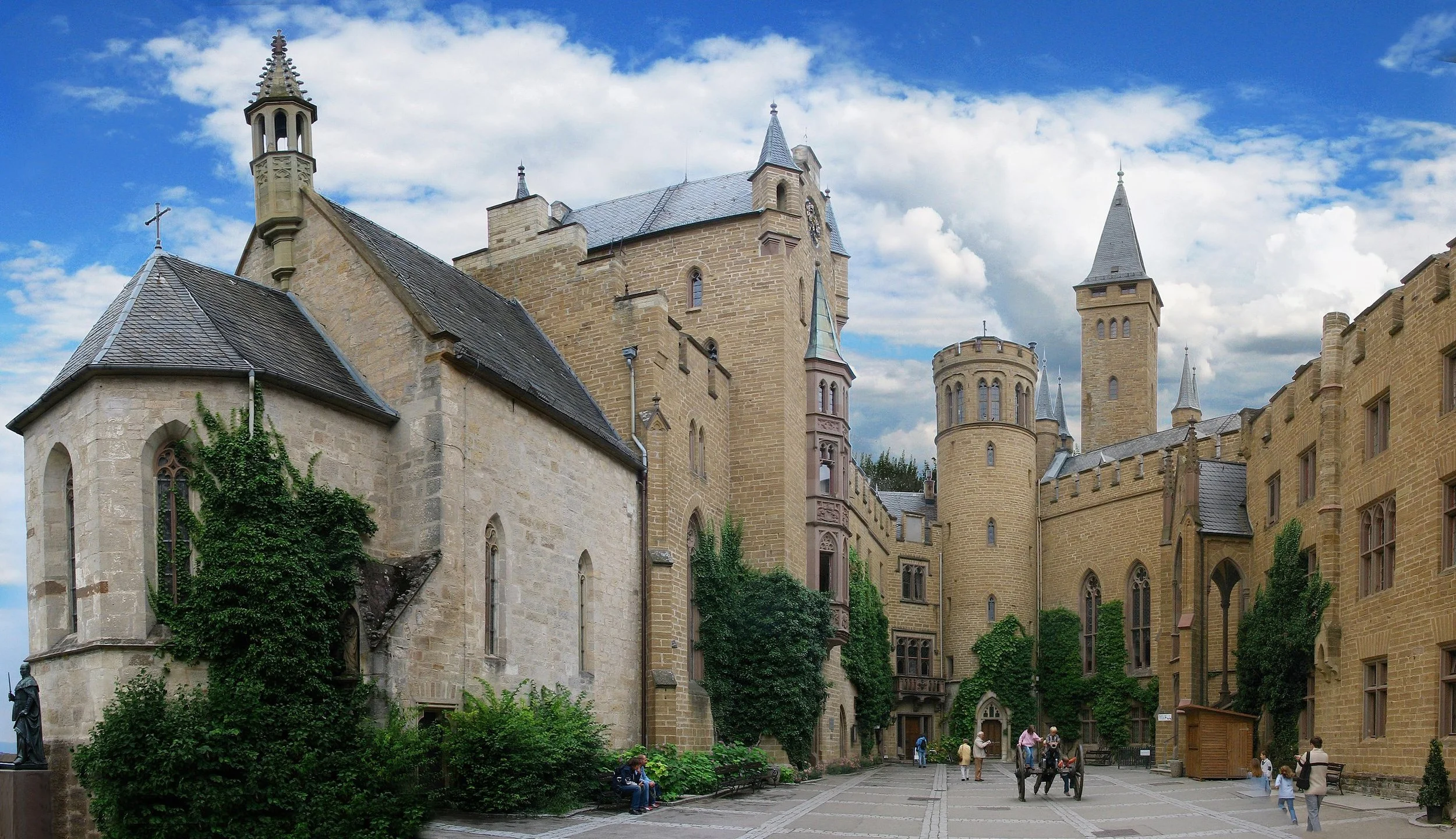 Hohenzollern Castle - 6.jpg